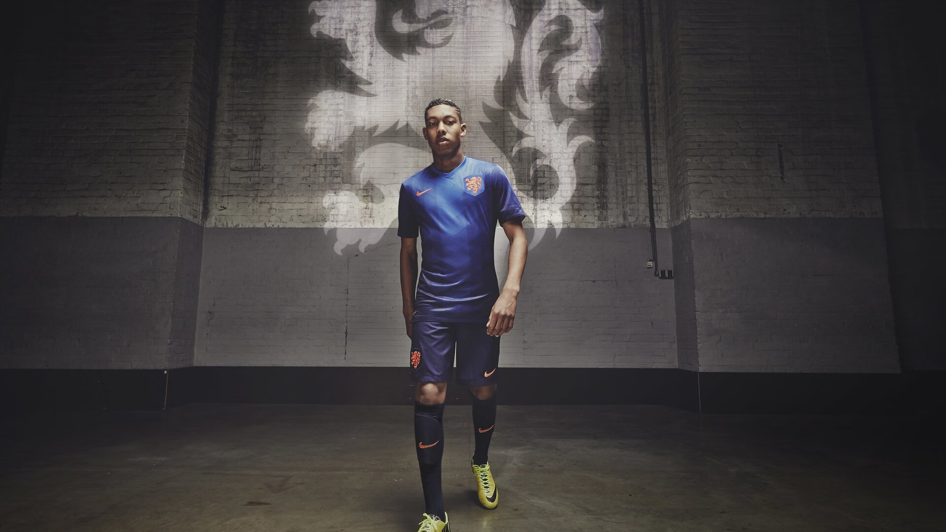 克瓦拉茨赫利亚燃爆全场！阿森纳巅峰对决险胜加拿大，战术革新显神威