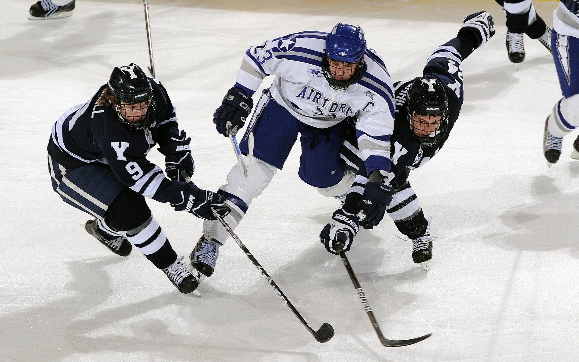 里昂的喀麦隆封锁令，奥利维耶如何成为风暴中心的执棋人
